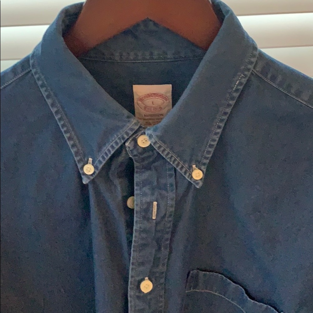 Brooks brothers chambray/denim sport shirt